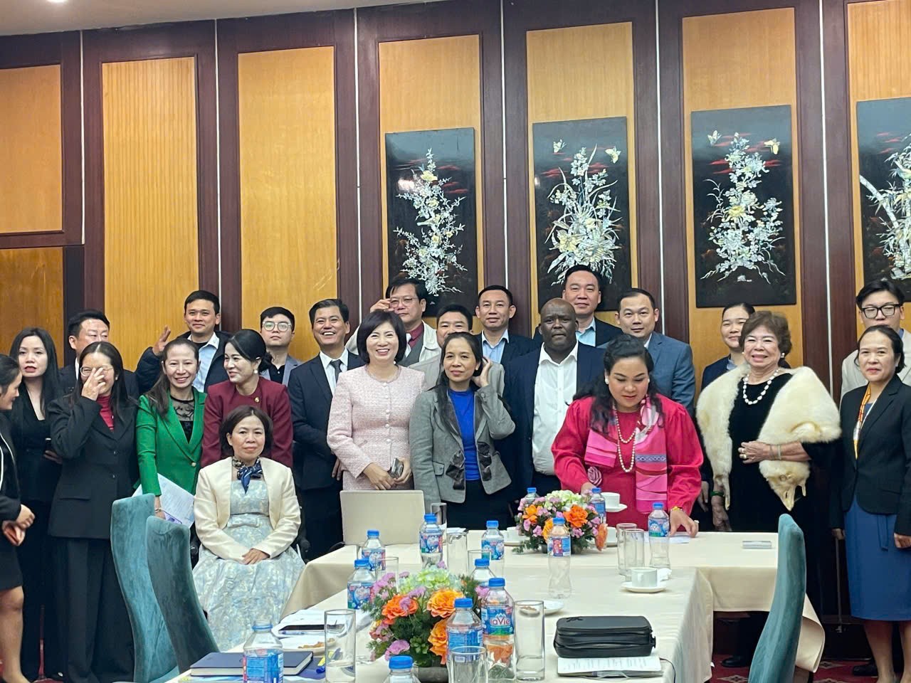 Vietnam – South Africa Strengthen Economic, Trade and Logistics Cooperation Ahead of 2026